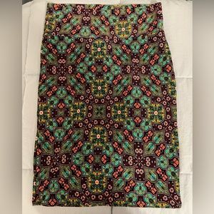 Lularoe MultiColor Cassie Skirt. Size M